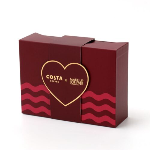 Customizable chocolate gift boxes with heart-shaped seals and double doors