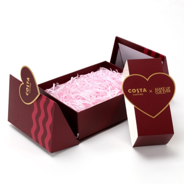 Customizable chocolate gift boxes with heart-shaped seals and double doors